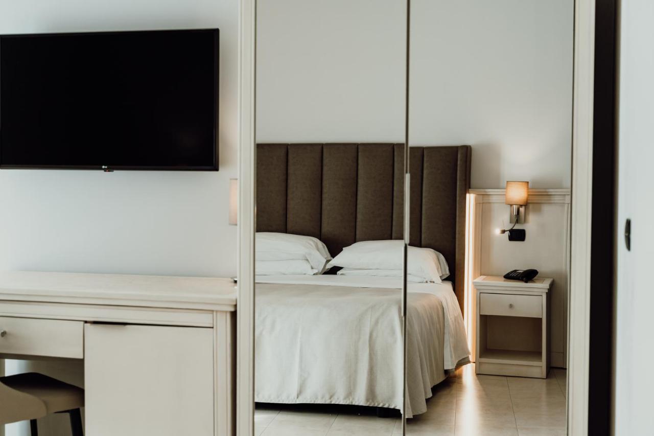 Hotel Falli Porto Cesareo Εξωτερικό φωτογραφία